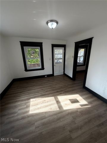 2791 E 127th Street UP, Cleveland, OH 44120