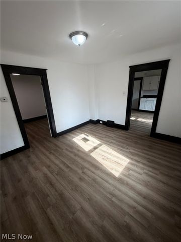 2791 E 127th Street UP, Cleveland, OH 44120