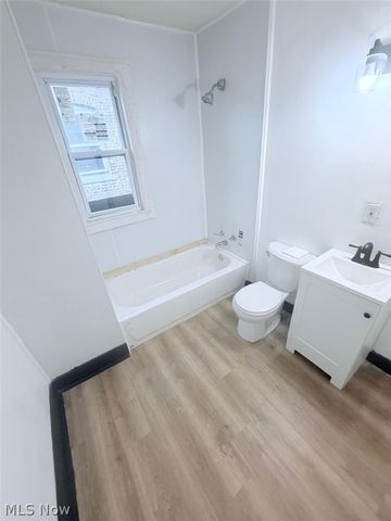 2791 E 127th Street UP, Cleveland, OH 44120