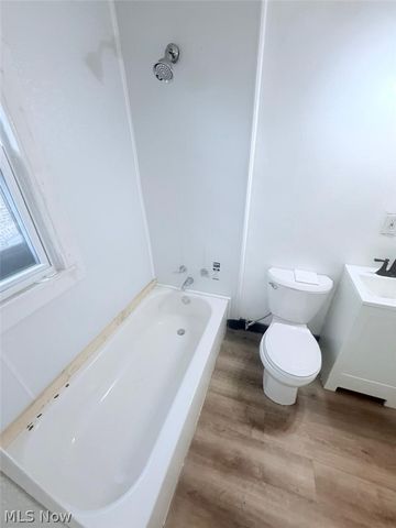 2791 E 127th Street UP, Cleveland, OH 44120