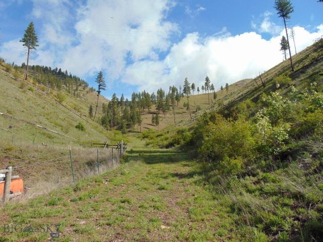 27235 LAZY SPRINGS RD, Clinton, MT 59825