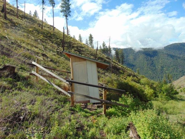 27235 LAZY SPRINGS RD, Clinton, MT 59825