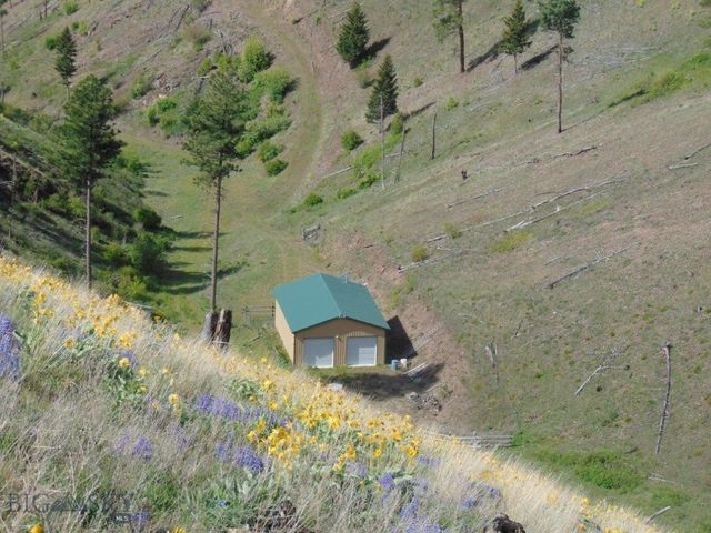 27235 LAZY SPRINGS RD, Clinton, MT 59825