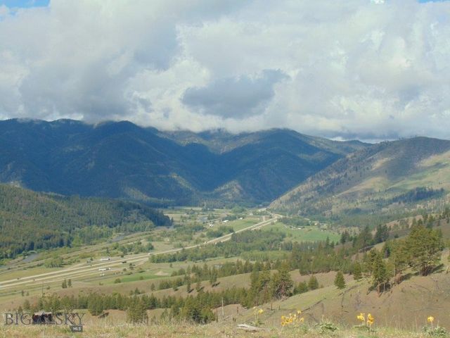 27235 LAZY SPRINGS RD, Clinton, MT 59825