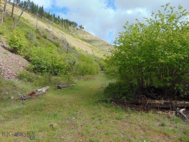 27235 LAZY SPRINGS RD, Clinton, MT 59825