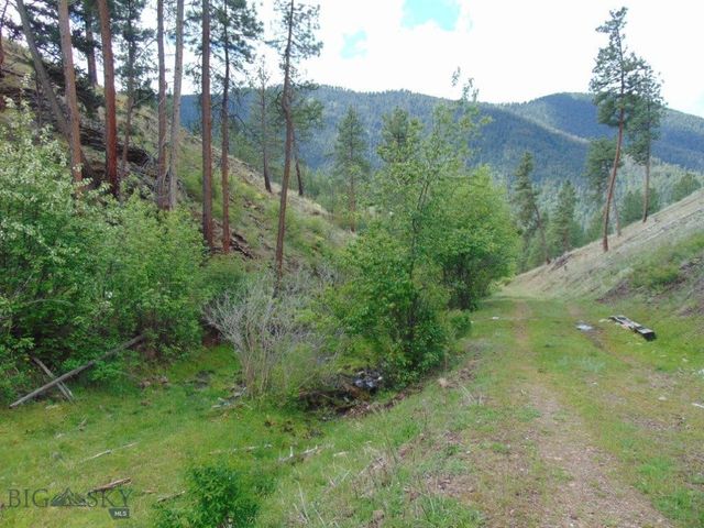 27235 LAZY SPRINGS RD, Clinton, MT 59825