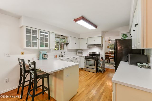 527 North Line Drive, Hampstead, NC 28443