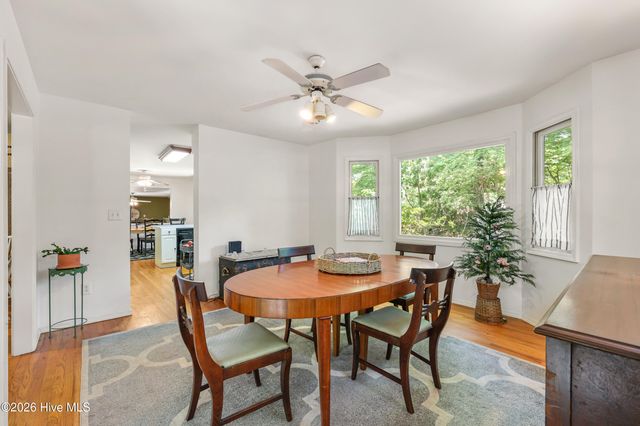527 North Line Drive, Hampstead, NC 28443