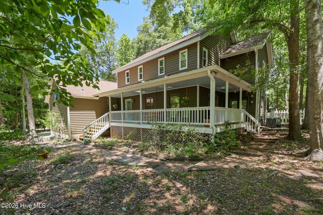 527 North Line Drive, Hampstead, NC 28443