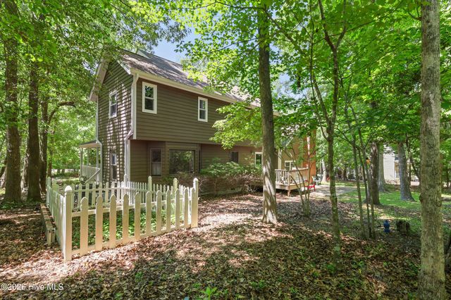 527 North Line Drive, Hampstead, NC 28443