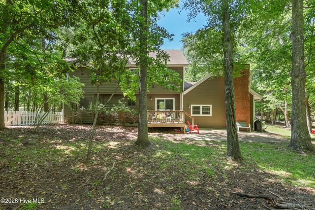 527 North Line Drive, Hampstead, NC 28443
