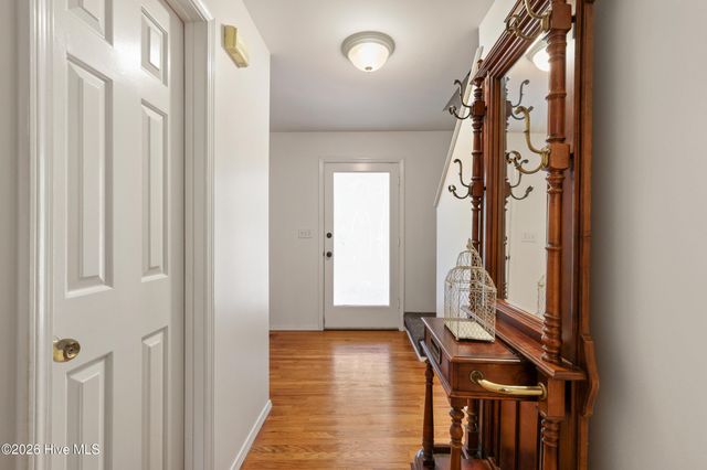 527 North Line Drive, Hampstead, NC 28443