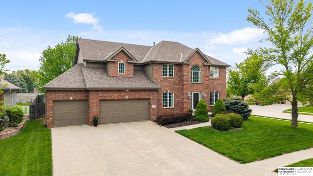17252 Madison Street, Omaha, NE 68135