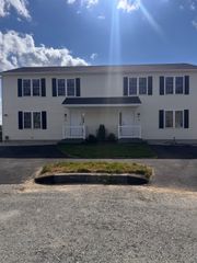 16 Snowberry Cir., Worcester, MA 01607