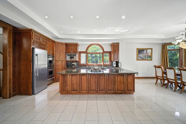 1100 Macalpin Drive, Inverness, IL 60010