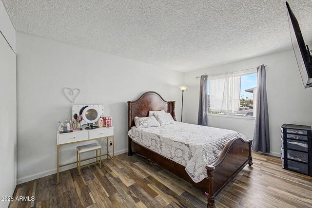 4049 W READE Avenue, Phoenix, AZ 85019