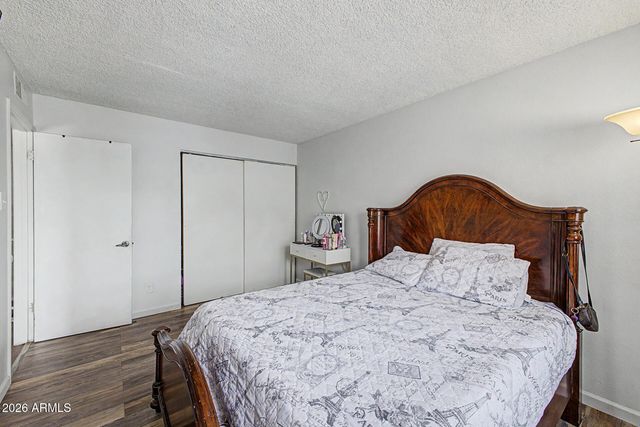 4049 W READE Avenue, Phoenix, AZ 85019