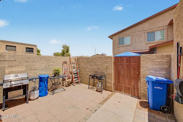 4049 W READE Avenue, Phoenix, AZ 85019