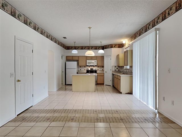 3233 KINGS RIDGE TERRACE, Deltona, FL 32725