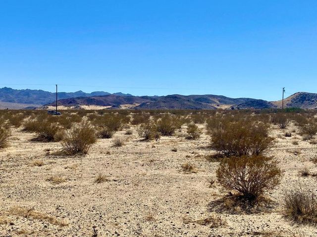 68878 Valle Vista Road, 29 Palms, CA 92277