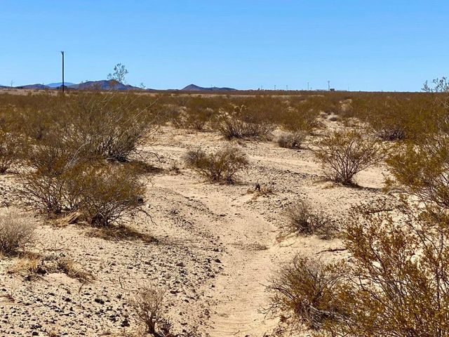 68878 Valle Vista Road, 29 Palms, CA 92277