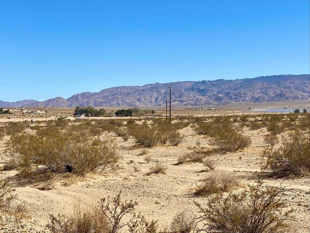 68878 Valle Vista Road, 29 Palms, CA 92277