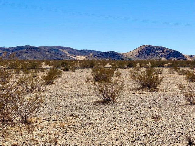 68878 Valle Vista Road, 29 Palms, CA 92277