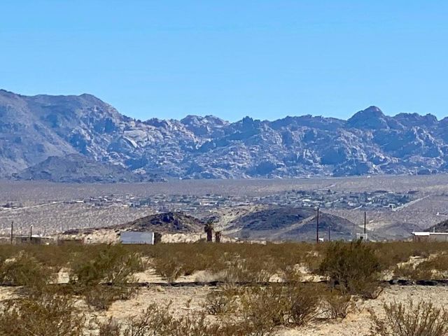 68878 Valle Vista Road, 29 Palms, CA 92277