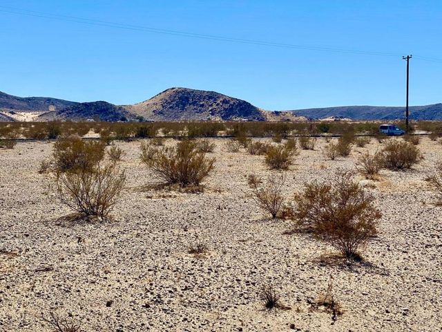 68878 Valle Vista Road, 29 Palms, CA 92277