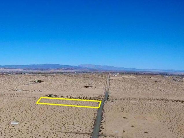 68878 Valle Vista Road, 29 Palms, CA 92277