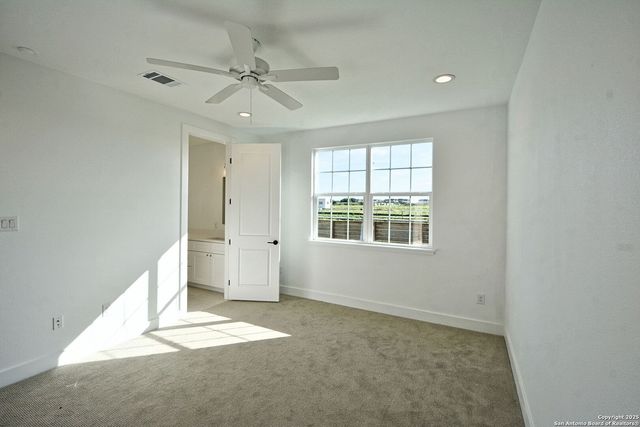 421 CONSTANCE DR, New Braunfels, TX 78130