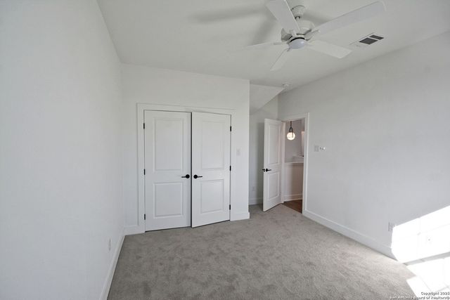 421 CONSTANCE DR, New Braunfels, TX 78130
