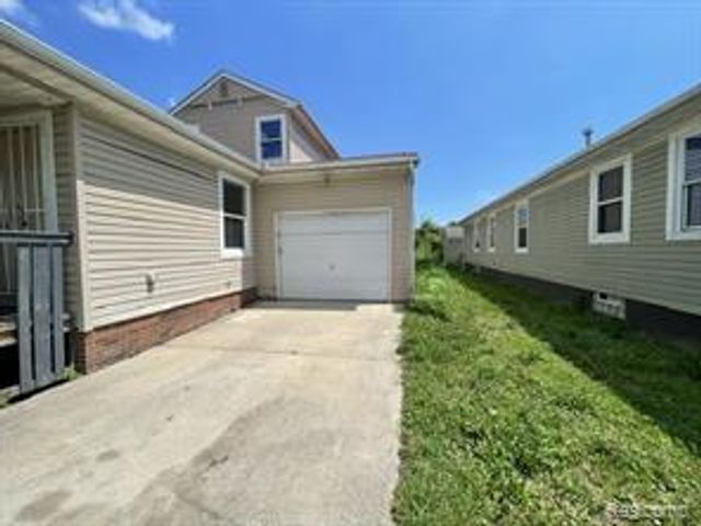 4808 Dickerson Street, Detroit, MI 48215
