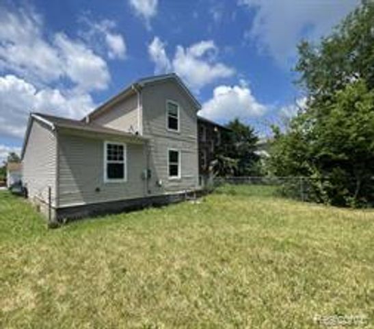 4808 Dickerson Street, Detroit, MI 48215
