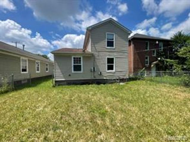4808 Dickerson Street, Detroit, MI 48215