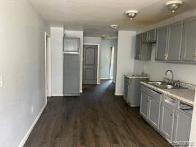 4808 Dickerson Street, Detroit, MI 48215