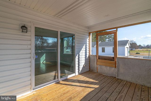 1928 LAKE RD, Lottsburg, VA 22511