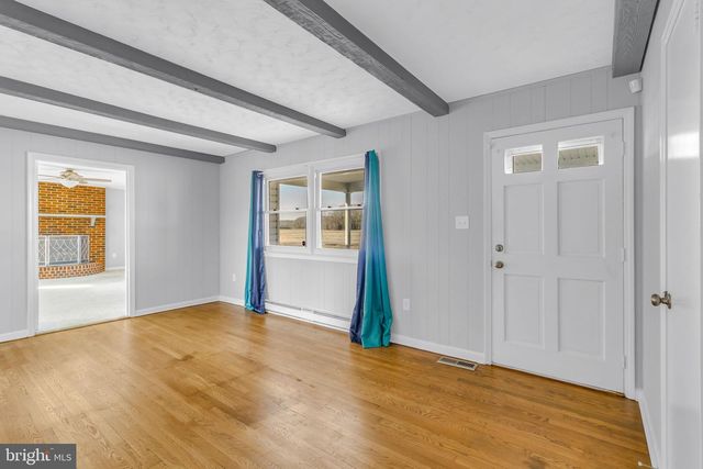 1928 LAKE RD, Lottsburg, VA 22511