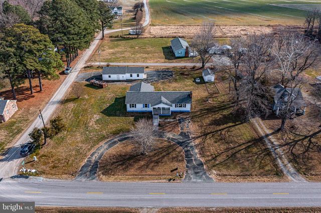 1928 LAKE RD, Lottsburg, VA 22511