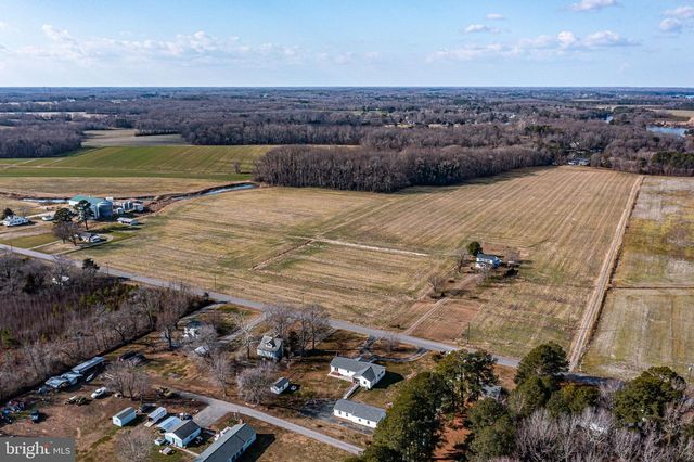 1928 LAKE RD, Lottsburg, VA 22511
