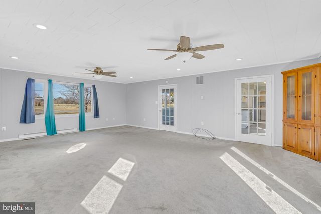 1928 LAKE RD, Lottsburg, VA 22511