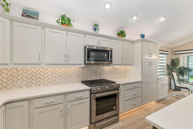 5658 MELVIN DRIVE, The Villages, FL 32163
