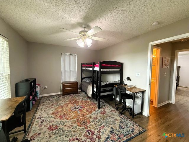 1006 Fairlane Drive, Ganado, TX 77962