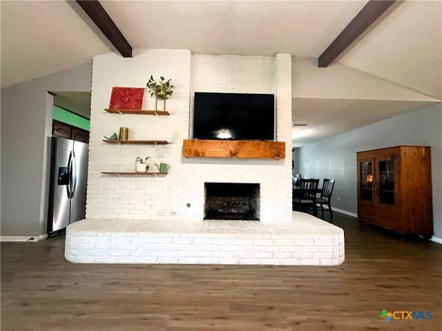 1006 Fairlane Drive, Ganado, TX 77962