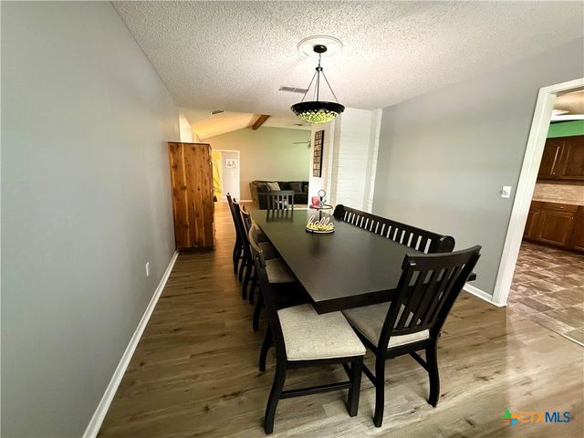 1006 Fairlane Drive, Ganado, TX 77962