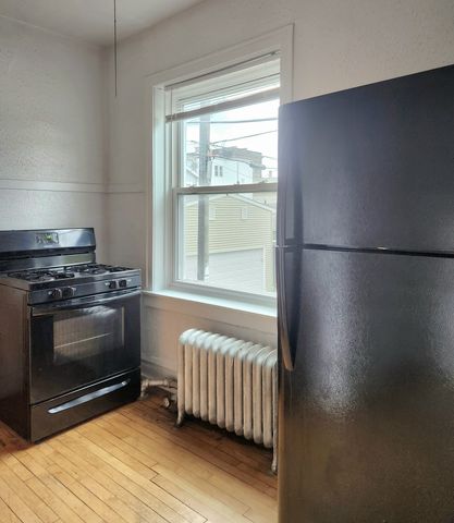 1918 N Drake Avenue 1W, Chicago, IL 60647