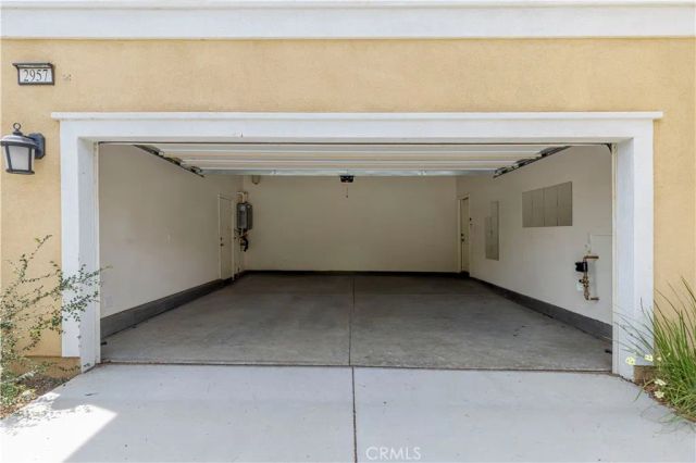 2957 Flagstaff, Jurupa Valley, CA 92509