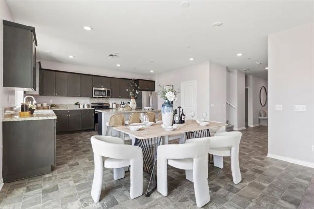 2957 Flagstaff, Jurupa Valley, CA 92509