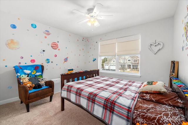 200 Redding Court, Oswego, IL 60543