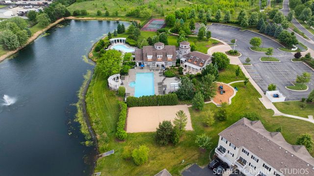 200 Redding Court, Oswego, IL 60543